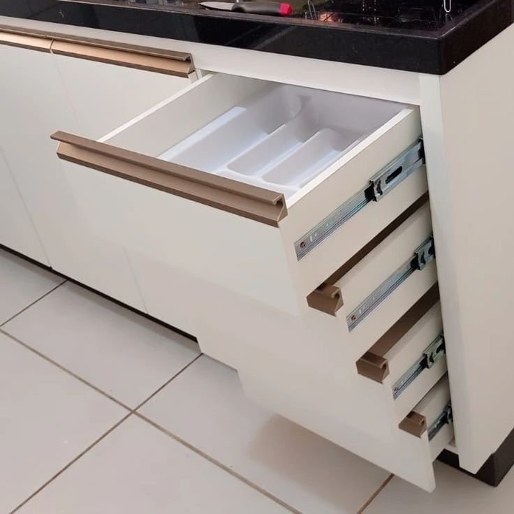 Armários de cozinha brancos